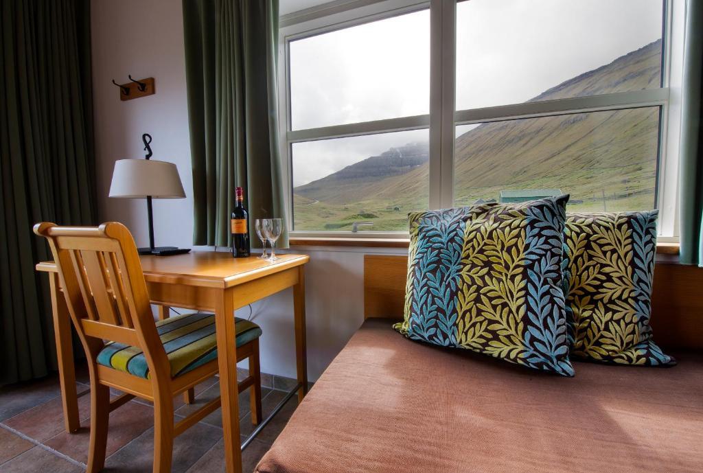 Gjaargardur Guesthouse Gjogv Номер фото